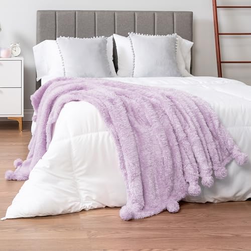 PAVILIA Lavender Sherpa Throw Blanket 50x60 1