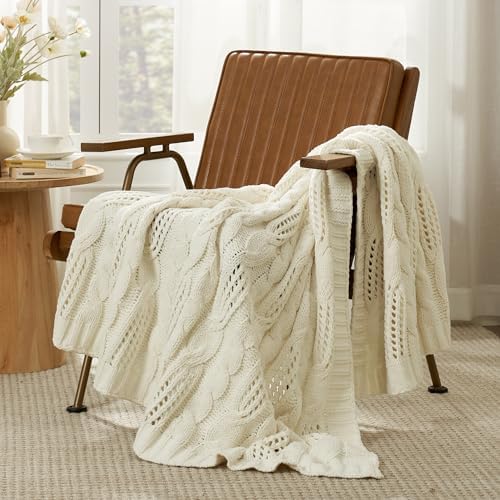 Amlie Home Chunky Knit Throw Blanket 50x60 Ivory