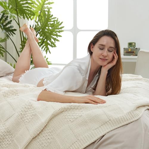 Amlie Home Checkered Chenille Throw Blanket 50x60 Ivory