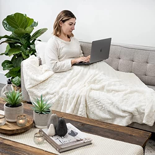 Kurrajong Farmhouse Cream Faux Fur Throw Blanket - 55 x 70