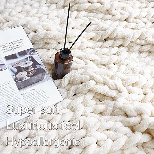 Maetoow Chenille Chunky Knit Throw Blanket - 30x40 Inch