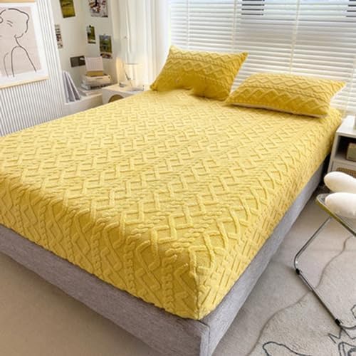 Lyvara Luxury Velvet Mattress Cover Queen Size