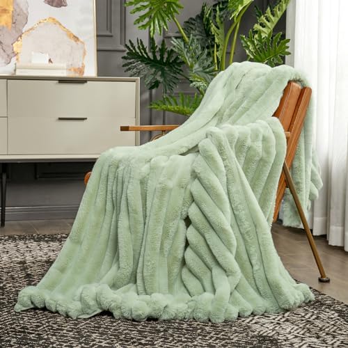 Cozy Bliss Faux Fur Throw Blanket - 50x60 Inches Sage Green